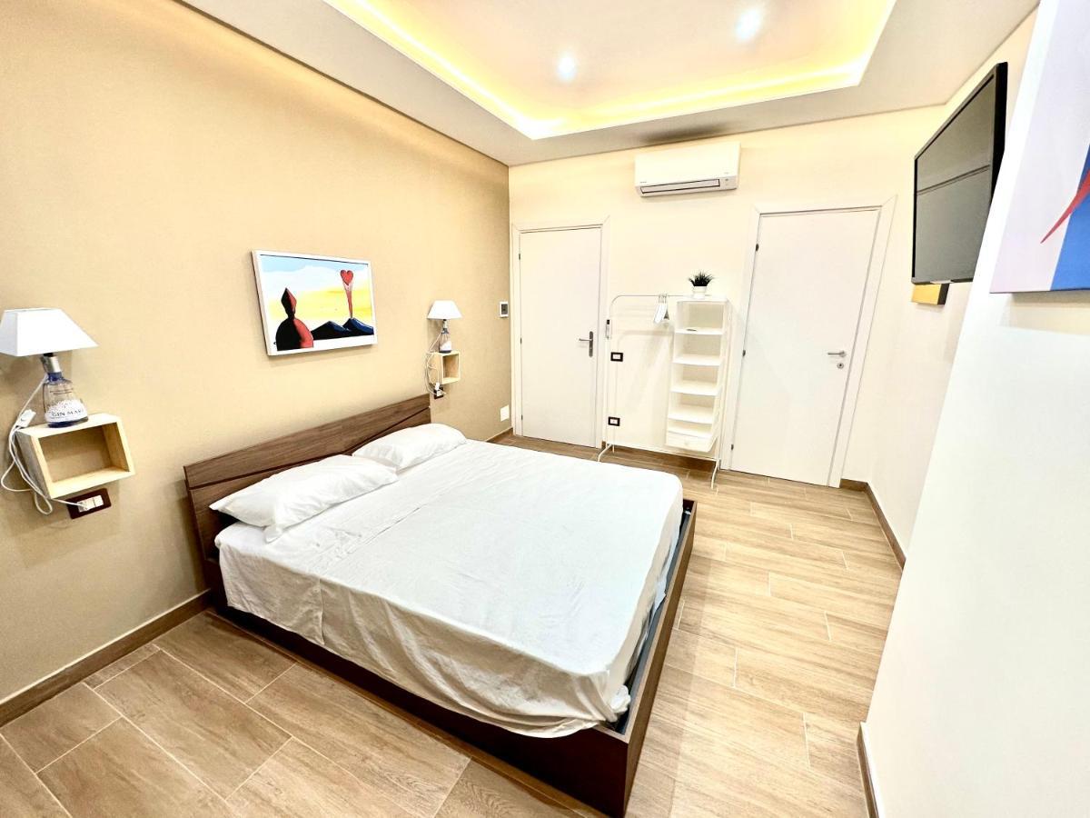 Vespucci Rooms เนเปิลส์ ภายนอก รูปภาพ