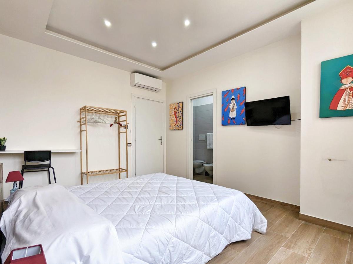 Vespucci Rooms เนเปิลส์ ภายนอก รูปภาพ