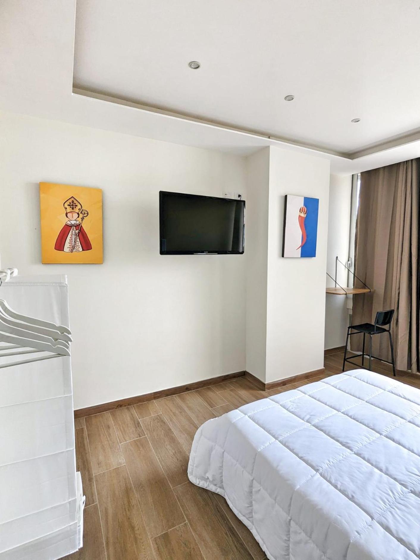 Vespucci Rooms เนเปิลส์ ห้อง รูปภาพ