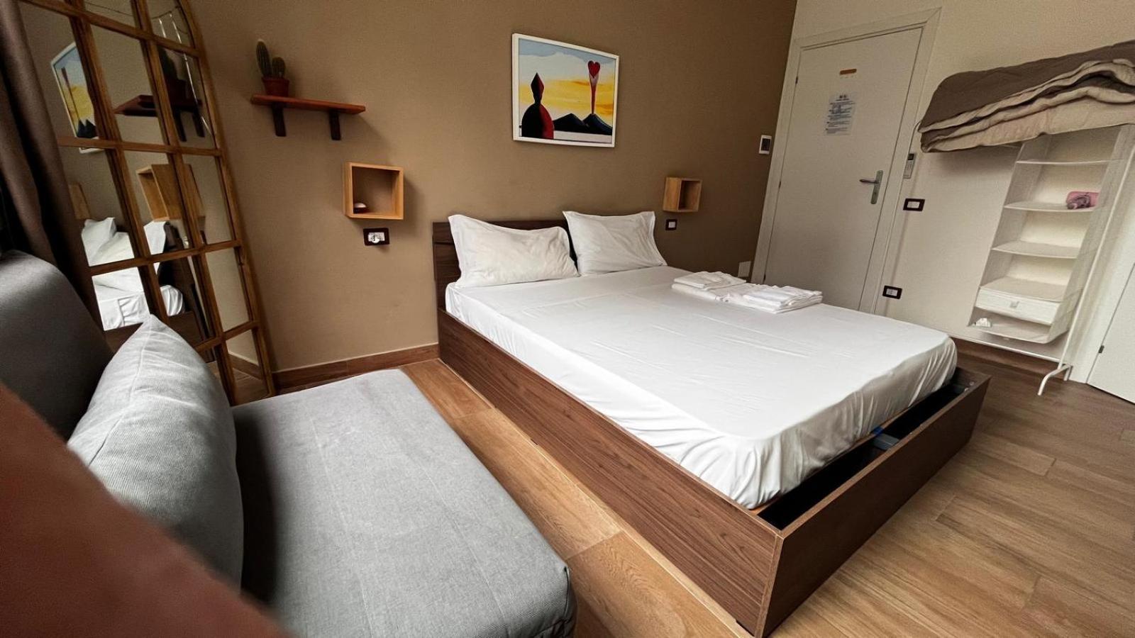 Vespucci Rooms เนเปิลส์ ห้อง รูปภาพ